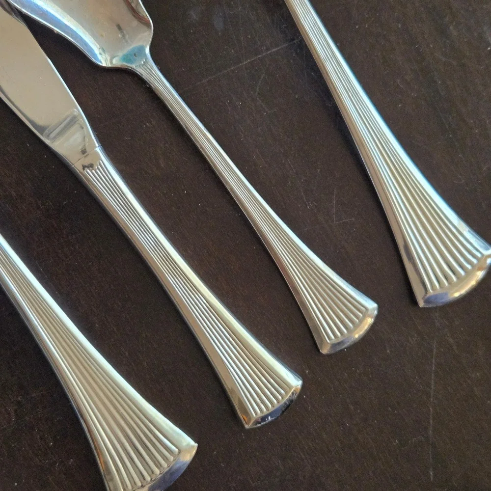 6 Piece‎ Serving Set International Lyon Creation II Stainless Flatware flare